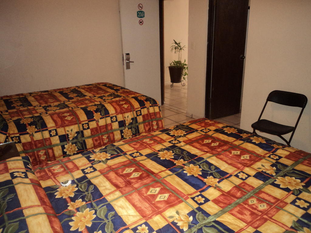 Hotel California Navojoa Buitenkant foto