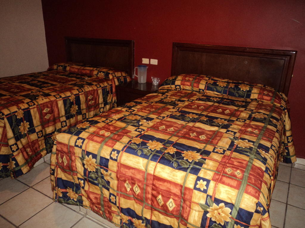 Hotel California Navojoa Buitenkant foto